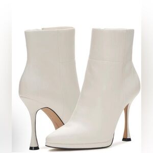 Vince Camuto Elegant White Pitonnda Ankle Boots